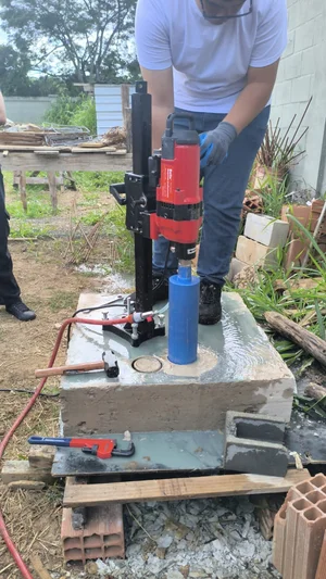 Operador em treinamento prático